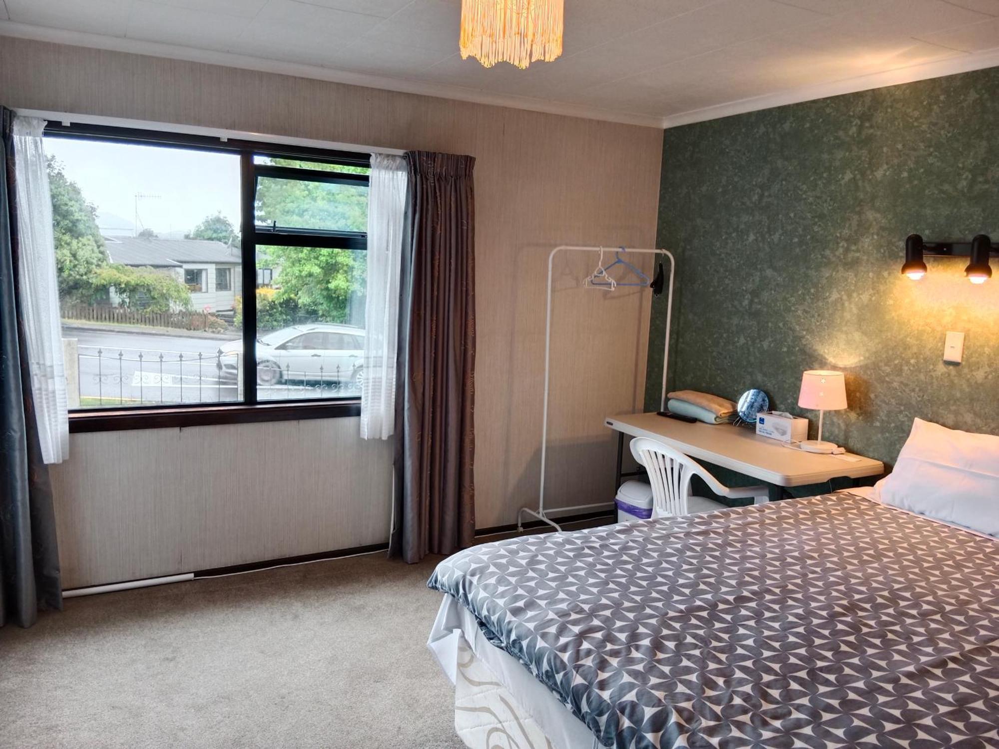 Newday Whangarei Bagian luar foto